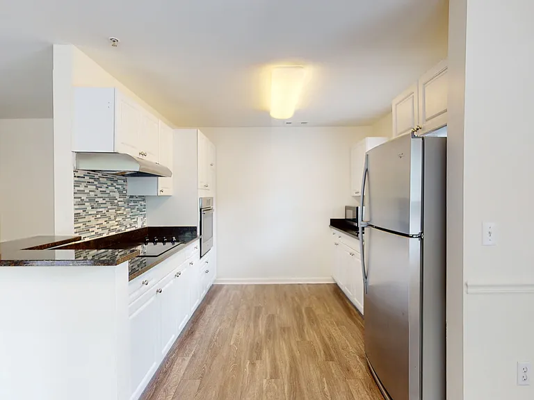 Inwood West — Photo 118
