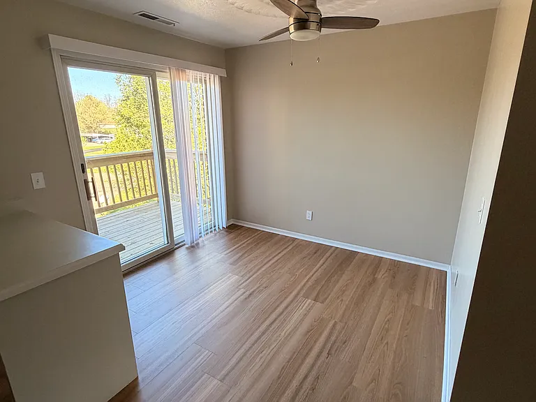 8553 Pleasantwood Ave NW #6 — Photo 3