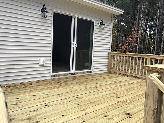 5th image of 12 Timmons Ln
