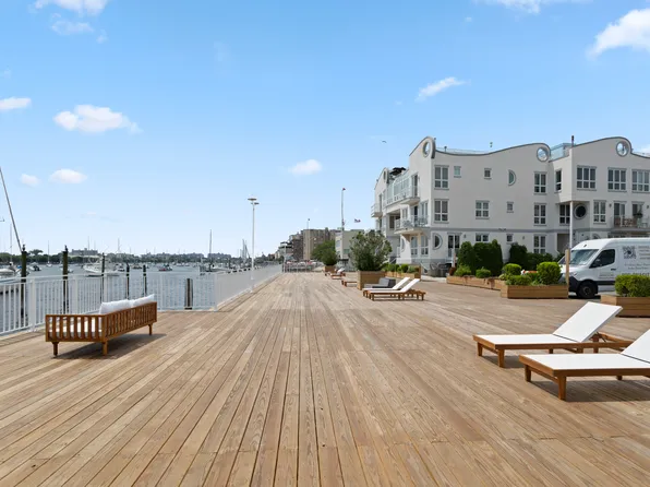 3112 Emmons Avenue image 11 of 12