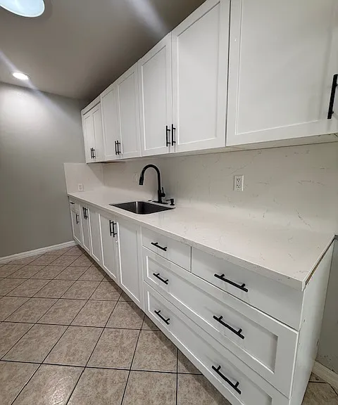 117 N Barbara Ave — Photo 11