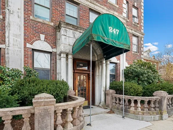 247 Chestnut Hill Ave APT 1, Brighton, MA 02135