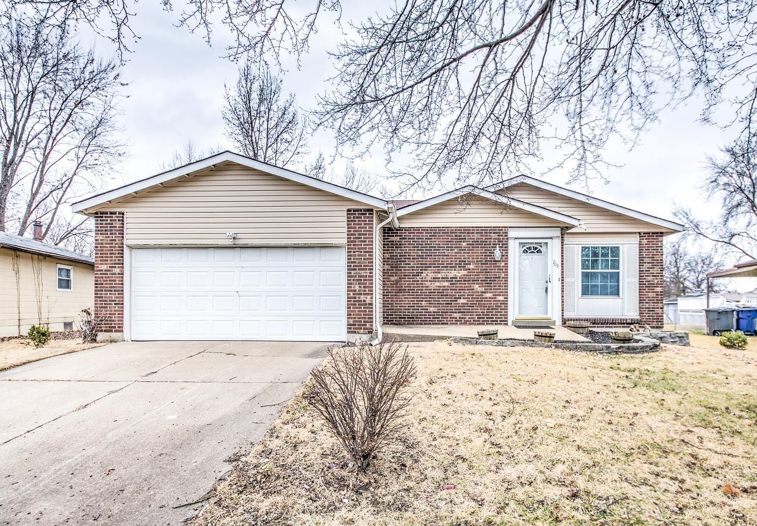 703 Baltic Dr, Florissant, MO 63031 | Zillow