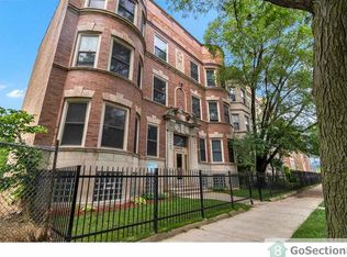 4151 S Berkeley Ave #2S, Chicago, IL 60653