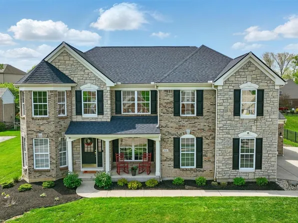 360 Forest Edge Dr, South Lebanon, OH 45065