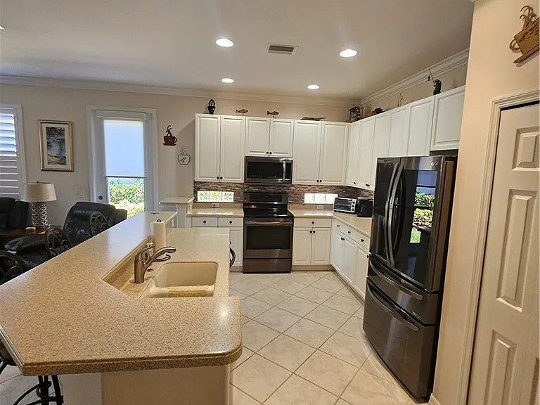 10518 Avila Cir — Photo 13
