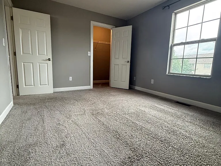 908 Shaula Dr — Photo 14