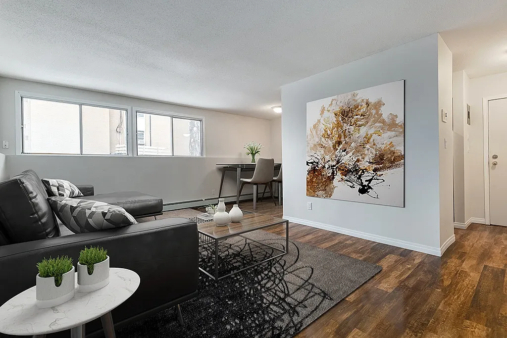 Willow Creek Apartments — Photo 4