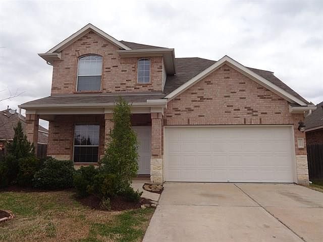 2nd image of 2218 Castle Gardens Ln