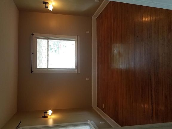 3rd image of 1208 Ramsey St W #1