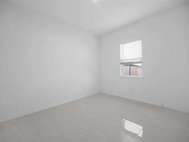 13710 Duro Bluff Dr — Photo 8