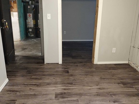 3rd image of 211 W 14th St #11523403