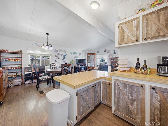 3rd image of 1255 Amethyst St #18