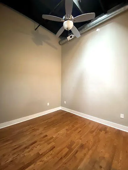 1016 Jefferson St #4 — Photo 32