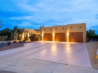 2210 Driftwood Cir, Las Cruces, NM 88011