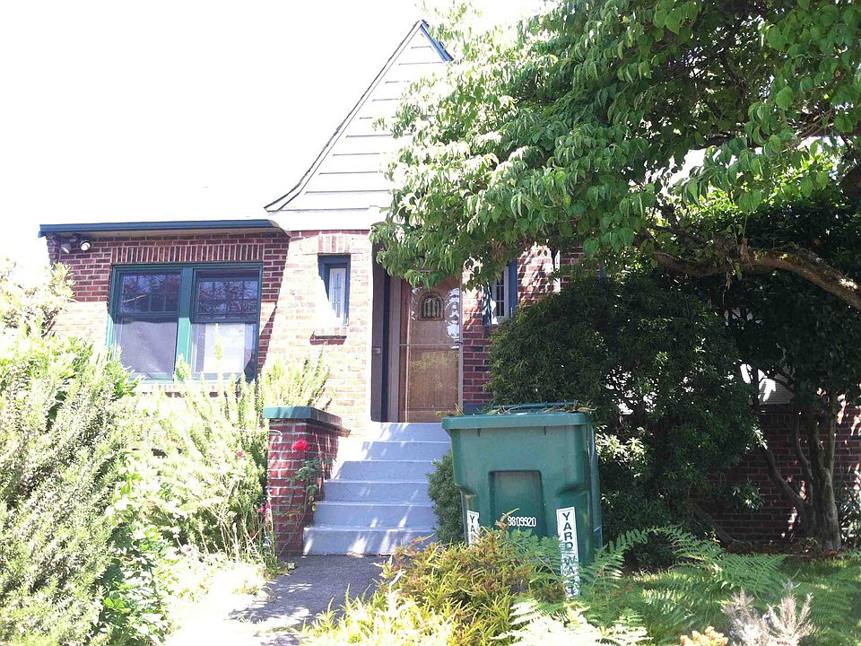 2nd image of 516 NE 90th St