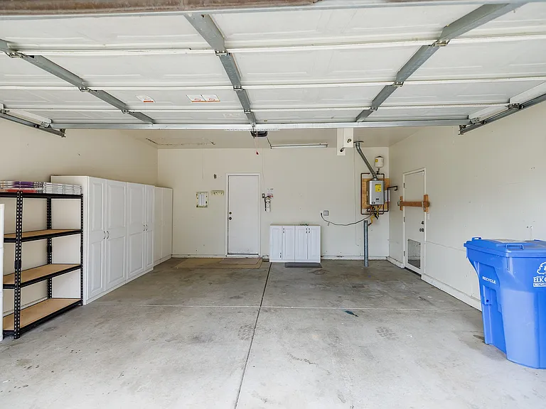 5517 Laguna Crest Way — Photo 16