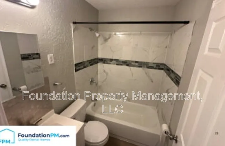 869 N Bingham St — Photo 9