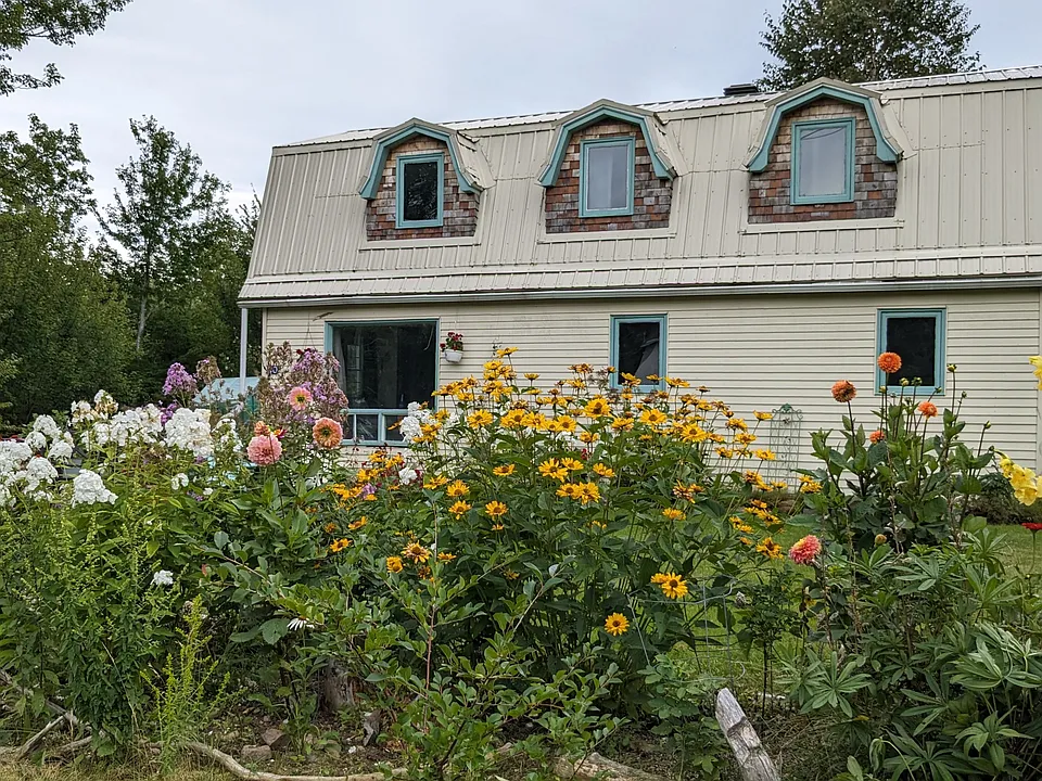 40 Frigault Rd