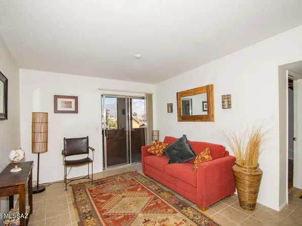 1810 E Blacklidge Dr APT 123, Tucson, AZ 85719
