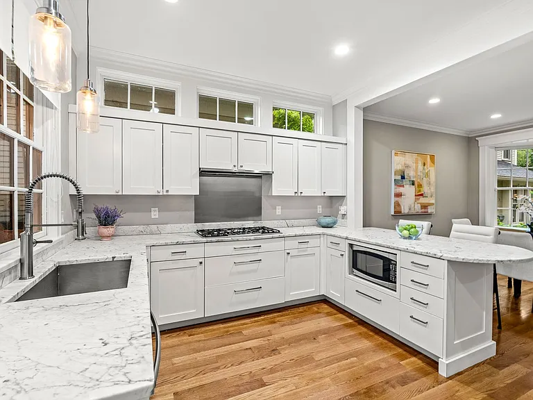 2 Brattle Cir — Photo 8