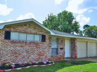 413 Grantham Rd, Baytown, TX 77521