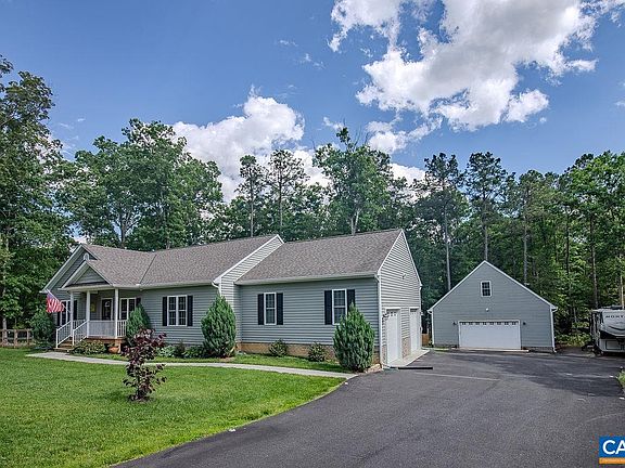 3rd image of 5001 Hunters Meadow Pl