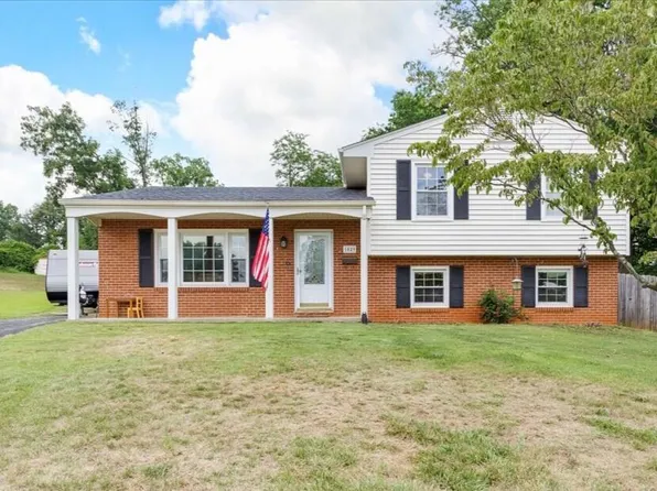 1029 Anchor Dr, Roanoke, VA 24012