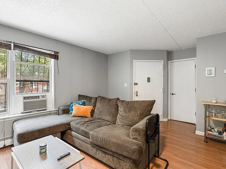 126 W 117th St #2 — Photo 2