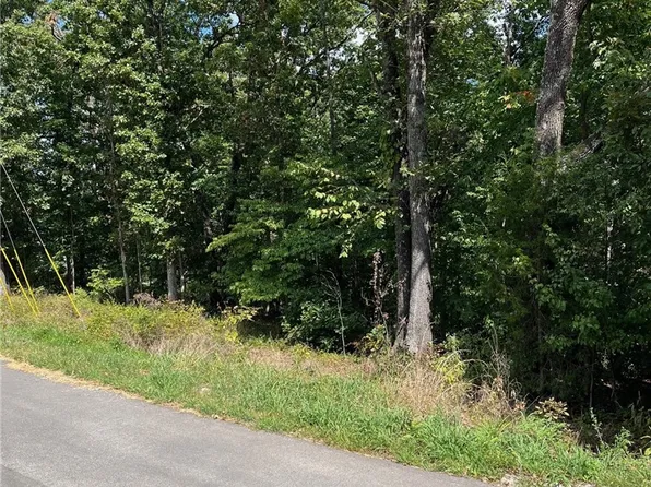 Bassingham Dr #5, Bella Vista, AR 72715