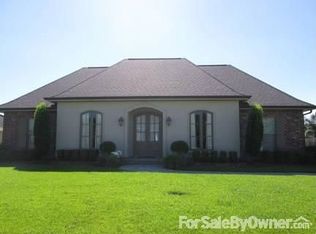 118 Webre Dr, Thibodaux, LA 70301