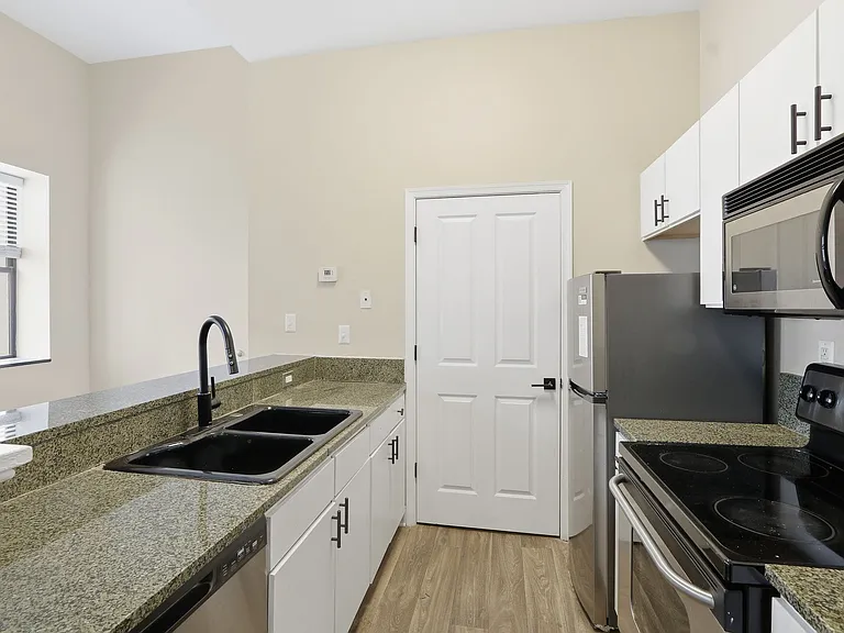 Capitol Lofts — Photo 15