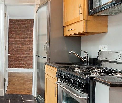 3rd image of 416 E 13th St APT 5F