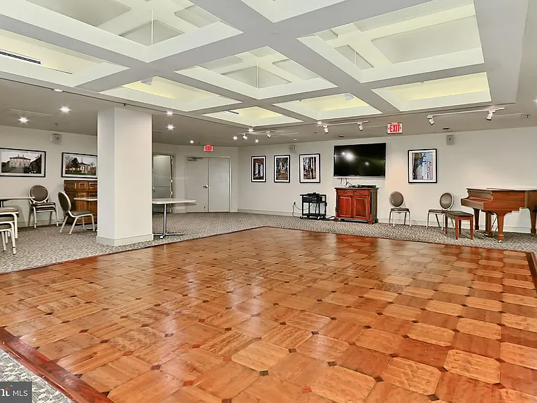 2181 Jamieson Ave #1803 — Photo 86