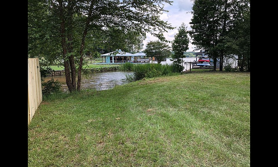 1st image of 598 Rockville Springs Dr