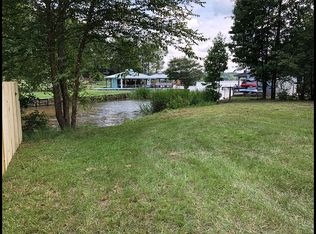 598 Rockville Springs Dr, Eatonton, GA 31024