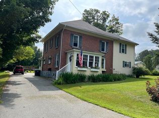 67 Highland Ave, Derby Line, VT 05830