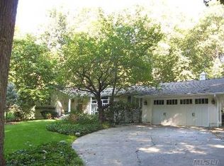 10 Winding Way, Locust Valley, NY