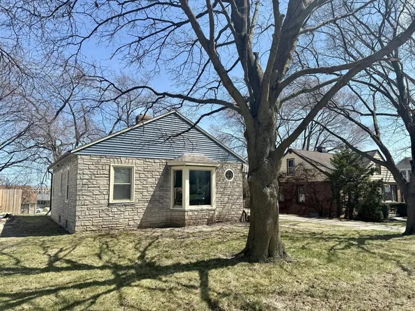 3540 South 46th STREET, Greenfield, WI 53220
