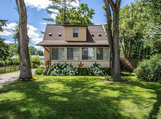 3628 Cone Ave, Rochester Hills, MI 48309