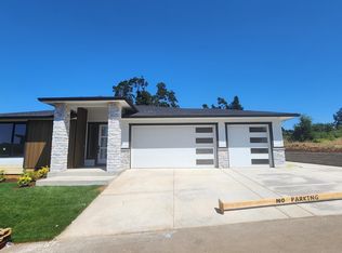 1418 Princeton Ave, Silverton, OR