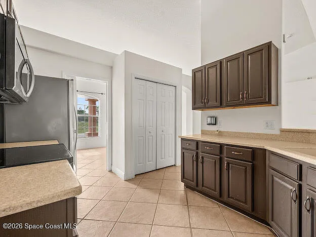 1563 Eldron Blvd SE — Photo 21