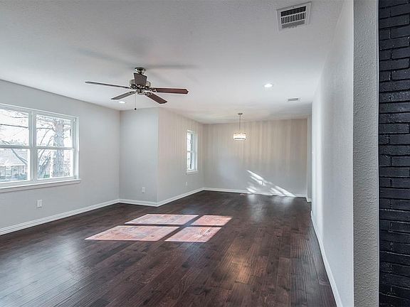 5th image of 9905 Parkford Dr
