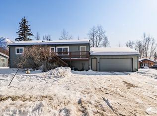 20880 Oberg Rd, Chugiak, AK 99567