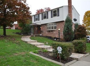 747 Charles St, Rochester, PA 15074