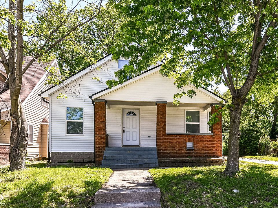 1st image of 1031 Blaine Ave