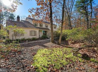 6 Colonial Ct, Medford, NJ 08055