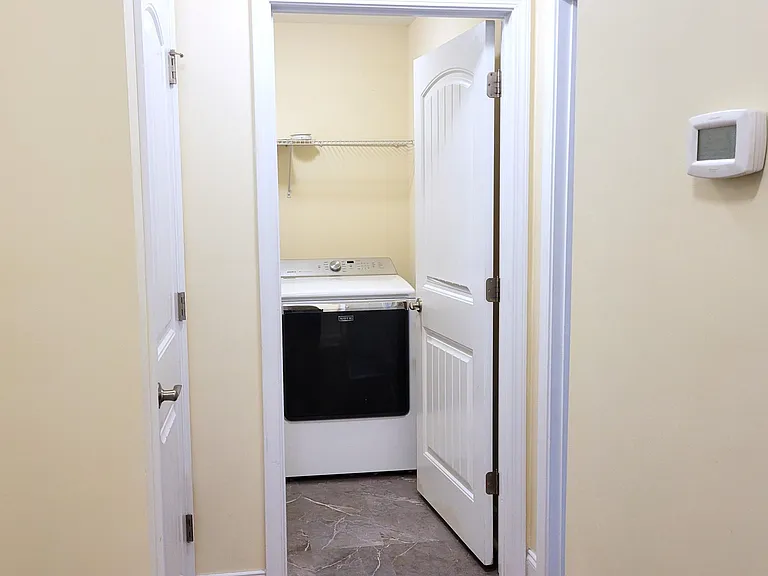 140 Wheeling Dr — Photo 26