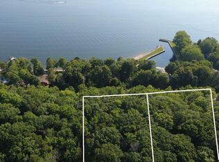 2-F5 Bay Shore Ct, Sturgeon Bay, WI 54235