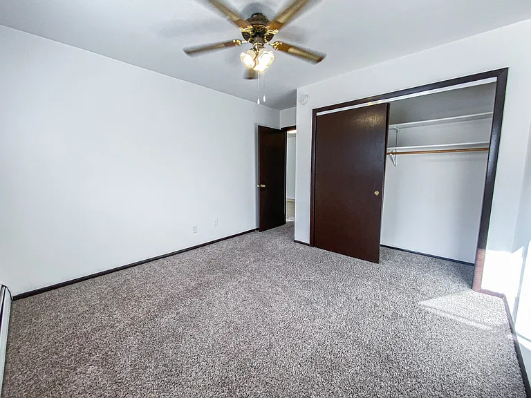 The Ridge Apartments — Photo 39